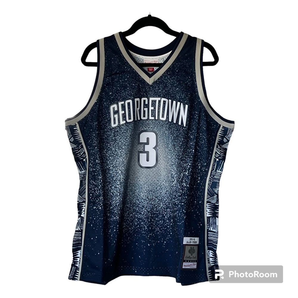 Mitchell & Ness Men's Allen Iverson 95-96 Georgetown Hoyas Gradient Jersey XL